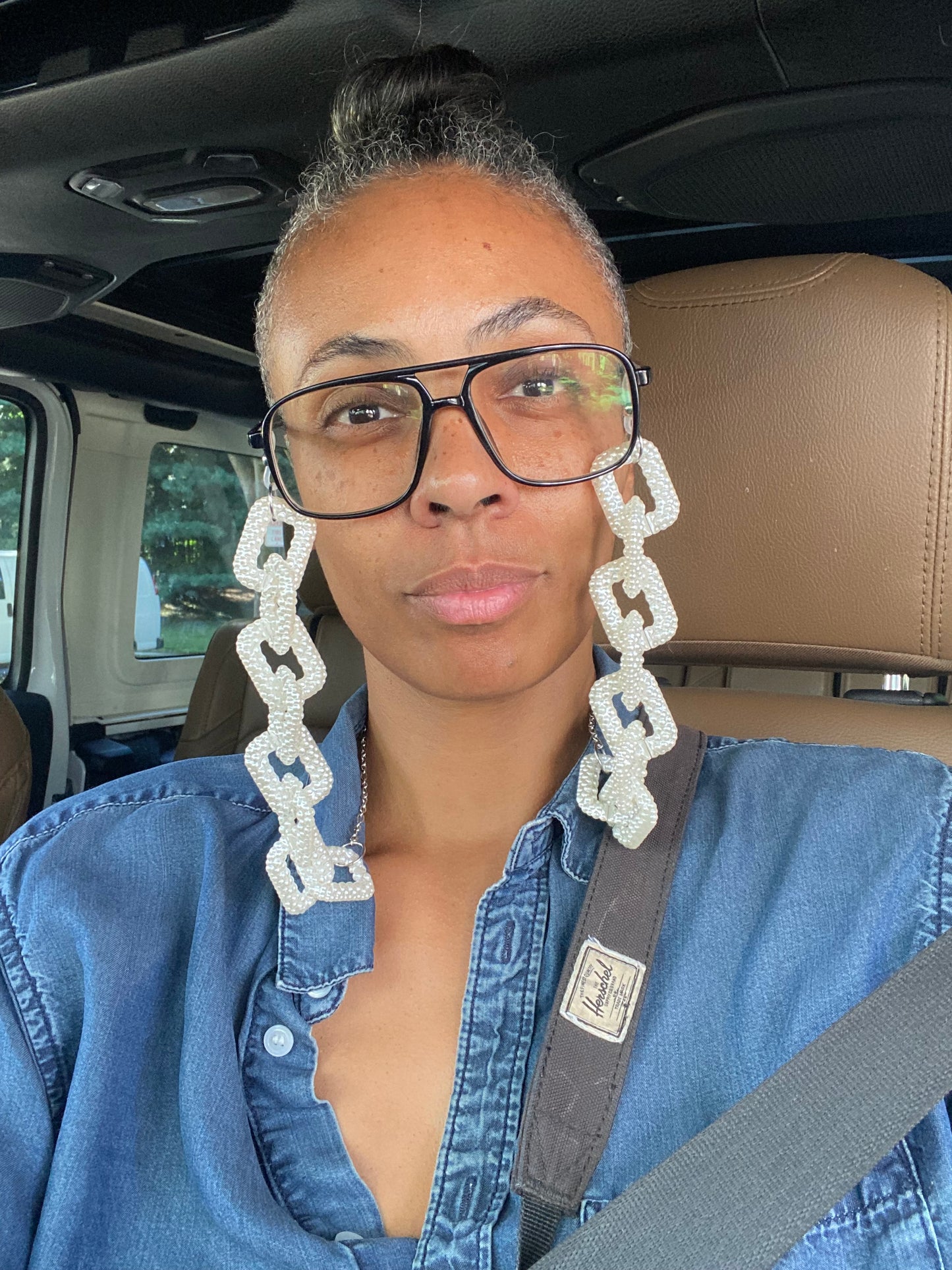 Chunky Pearl Chain Strap